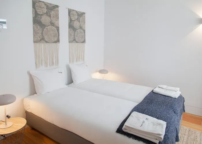 Flh Chiado Charming شقة *