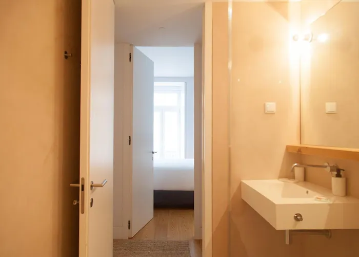 Flh Chiado Charming شقة *