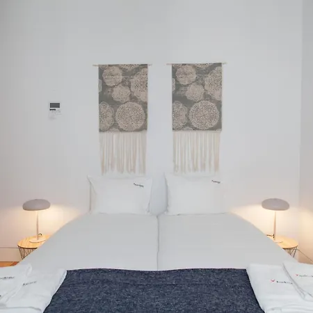 Flh Chiado Charming Apartman *